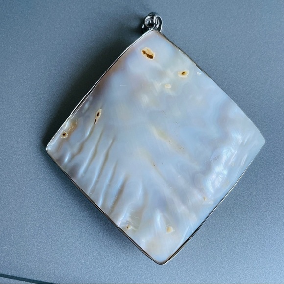 Stunning Blister Pearls Mother Of Pearl Shell Square Pendant Silver Edge… - Picture 4 of 7